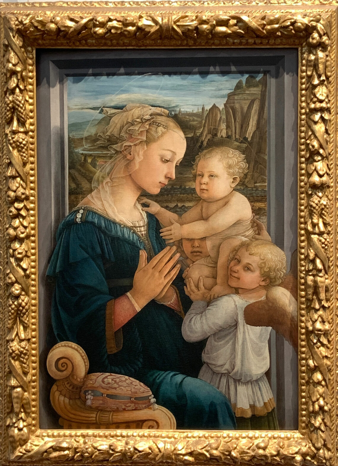 Filippo Lippi "Madonna col Bambino e due angeli"